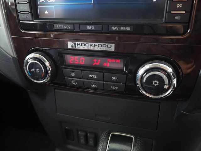 MITSUBISHI PAJERO wagon 2014