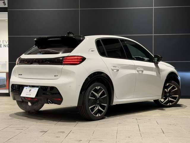 PEUGEOT PEUGEOT 208 2025