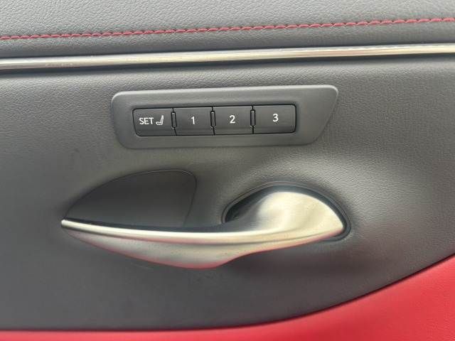 TOYOTA LEXUS ES300h 2019