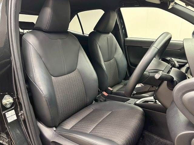 TOYOTA YARIS CROSS 2023