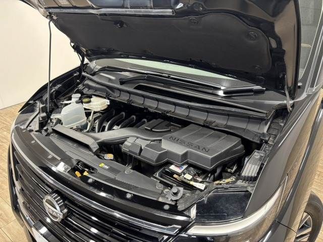 NISSAN SERENA  WG 2023