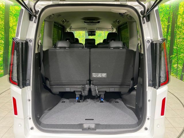 NISSAN SERENA  WG 2023