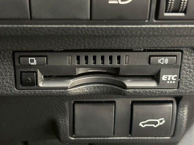 TOYOTA COROLLA CROSS 2023