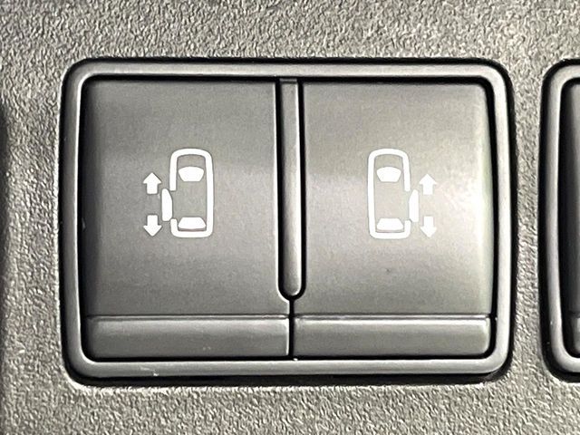 NISSAN SERENA  WG 2012