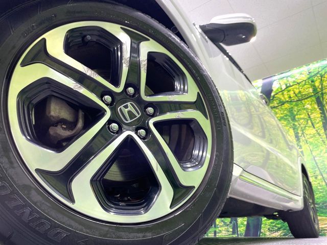 HONDA VEZEL HYBRID 2019