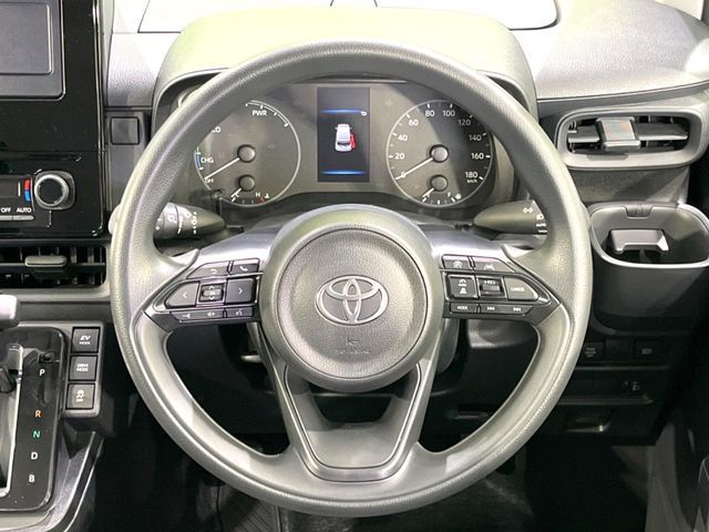 TOYOTA SIENTA HYBRID 2025