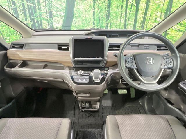 HONDA FREED HYBRID 2020