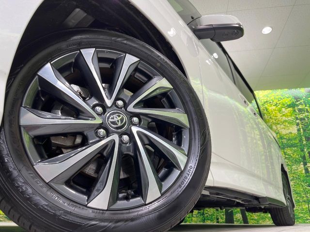 TOYOTA VOXY HYBRID 2025