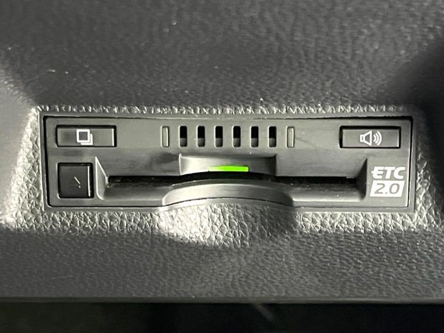 TOYOTA YARIS CROSS HYBRID 2023