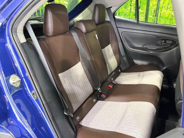 TOYOTA YARIS CROSS HYBRID 2023