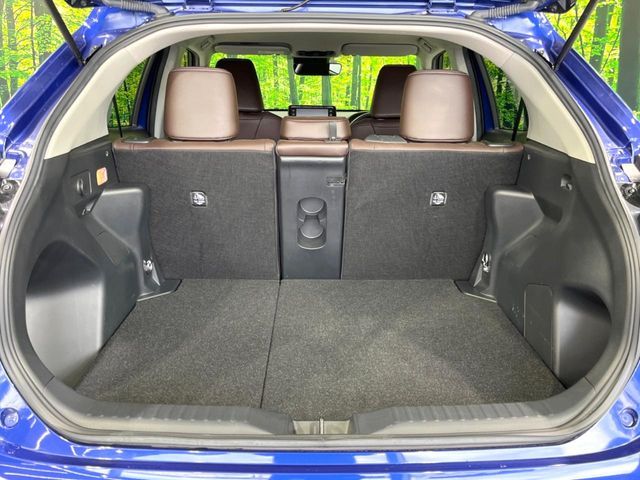 TOYOTA YARIS CROSS HYBRID 2023