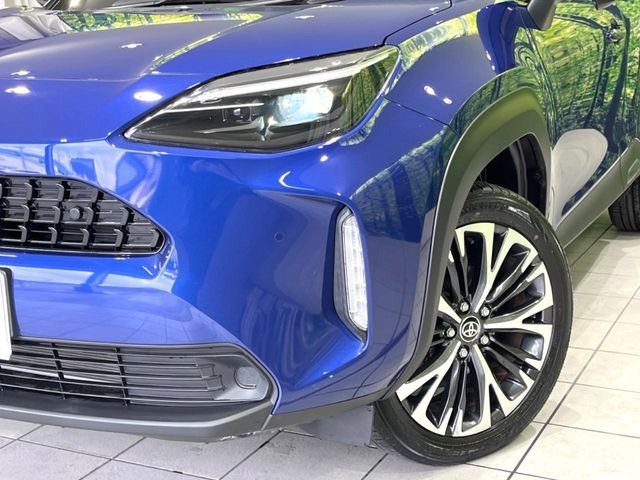 TOYOTA YARIS CROSS HYBRID 2023