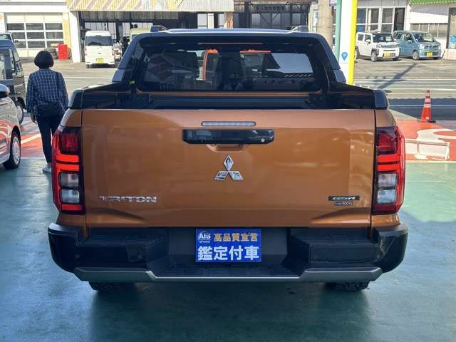 MITSUBISHI TRITON 2024