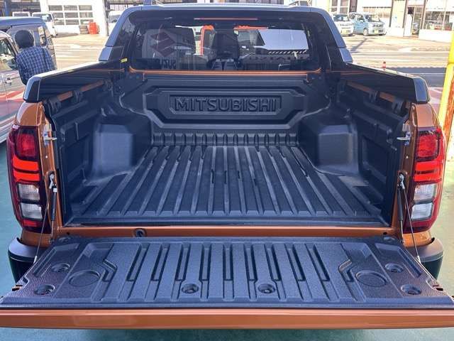 MITSUBISHI TRITON 2024