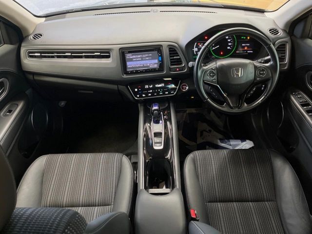 HONDA VEZEL HYBRID 2017