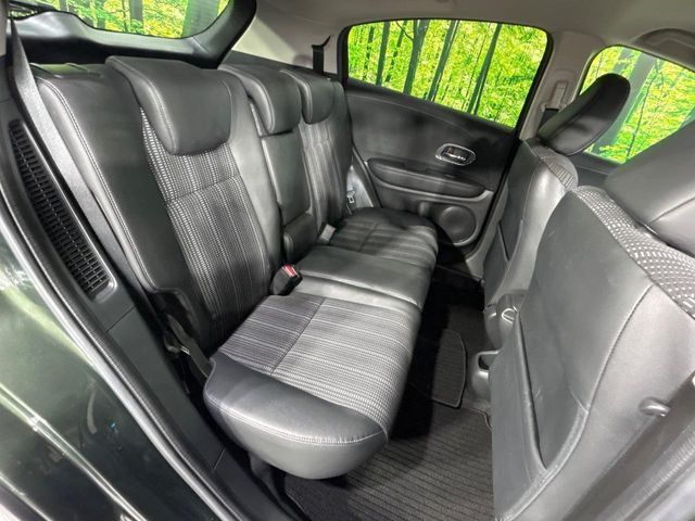 HONDA VEZEL HYBRID 2017