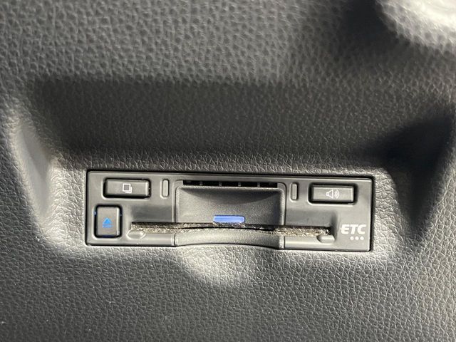 TOYOTA SIENTA HYBRID 2022