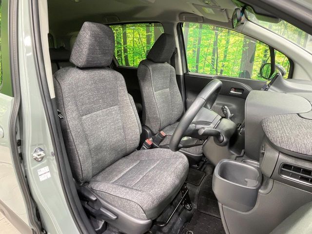 TOYOTA SIENTA HYBRID 2022