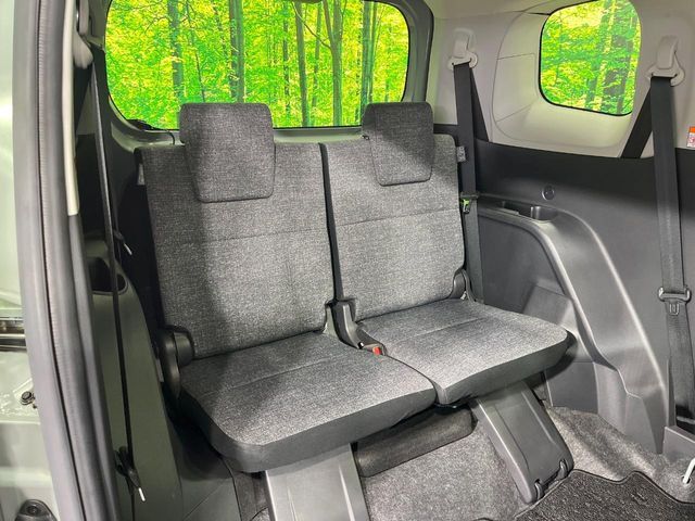 TOYOTA SIENTA HYBRID 2022