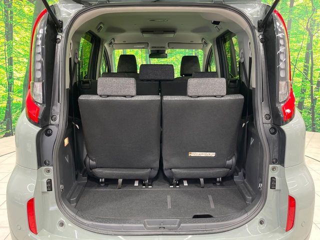 TOYOTA SIENTA HYBRID 2022