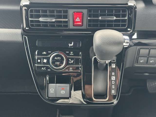 DAIHATSU TANTO CUSTOM 2023