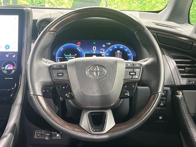TOYOTA ALPHARD hybrid 4WD 2024