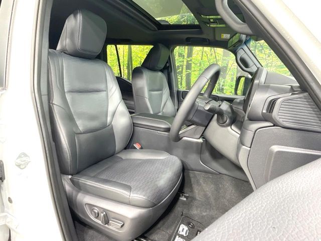 TOYOTA LANDCRUISER 250 2024