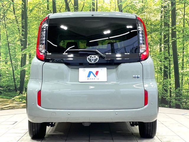 TOYOTA SIENTA HYBRID 2024