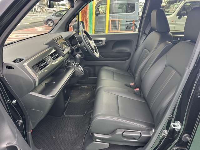 HONDA N-WGN CUSTOM 2024