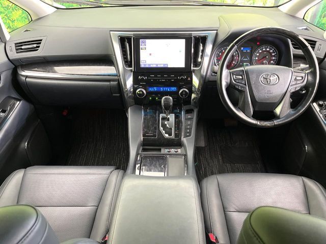 TOYOTA VELLFIRE 4WD 2020