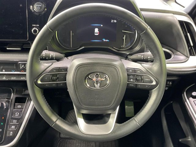 TOYOTA NOAH HYBRID 2024