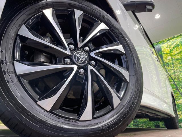 TOYOTA NOAH HYBRID 2024