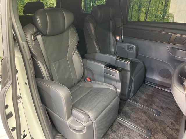 TOYOTA VELLFIRE  HYBRID 2024