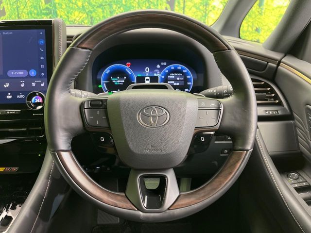 TOYOTA VELLFIRE  HYBRID 2024