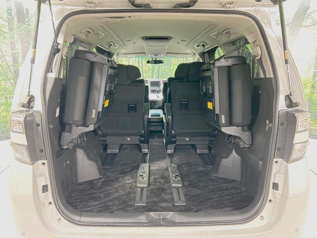 TOYOTA VELLFIRE 2012