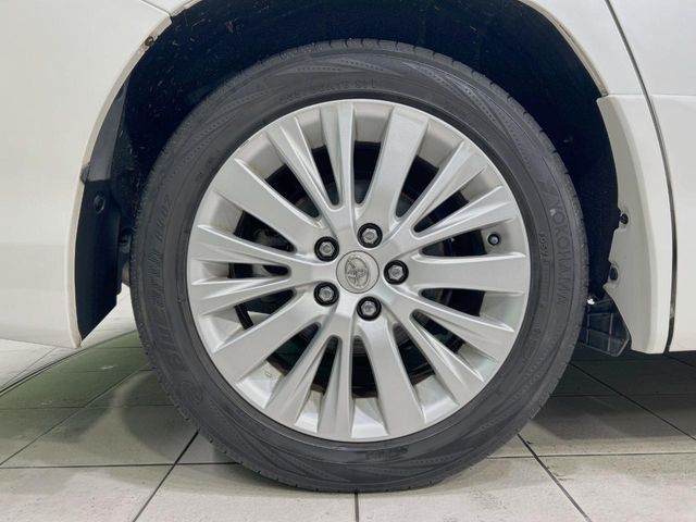 TOYOTA VELLFIRE 2012