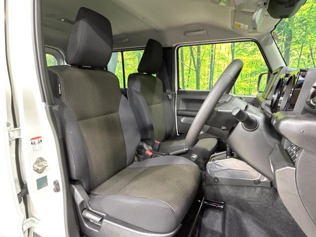 SUZUKI JIMNY NOMADE 2025