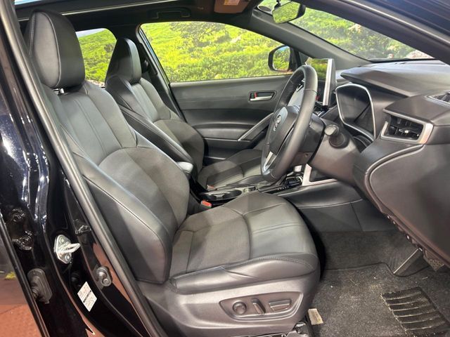 TOYOTA COROLLA CROSS HYBRID 2025