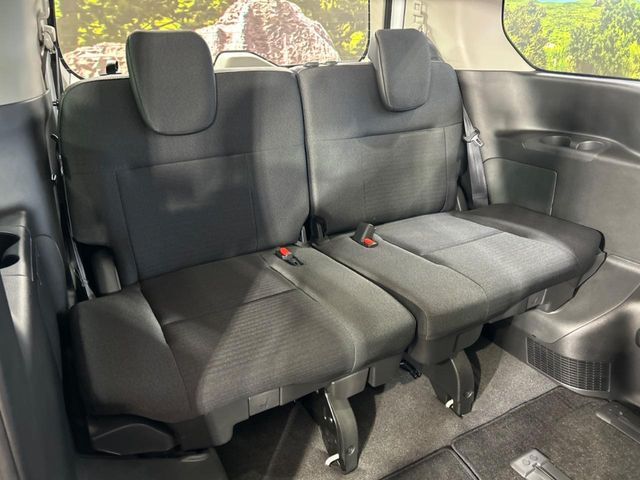 NISSAN SERENA  WG 2025