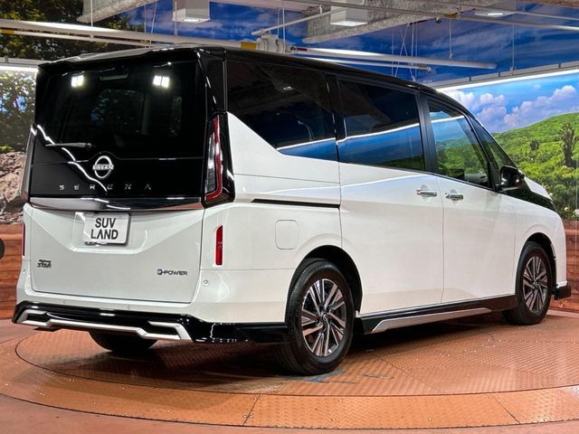 NISSAN SERENA  WG 2025