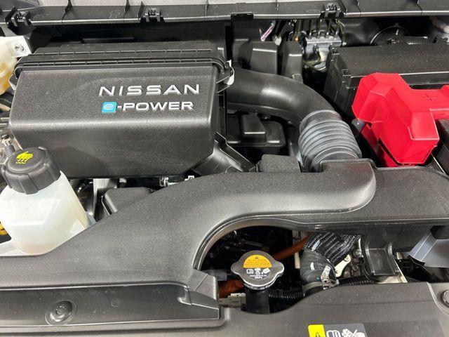 NISSAN SERENA  WG 2025