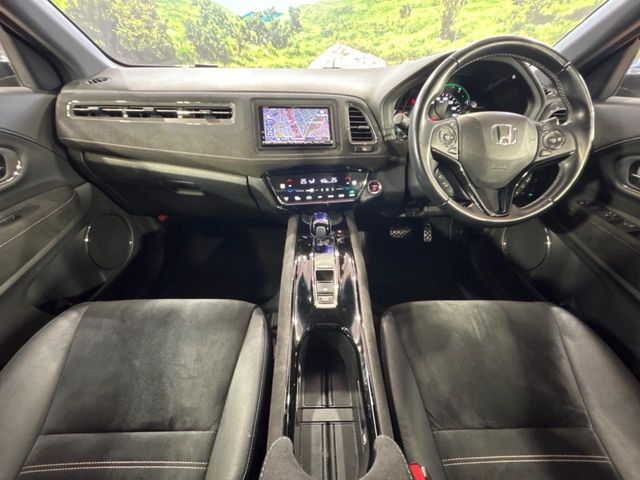 HONDA VEZEL HYBRID 2016