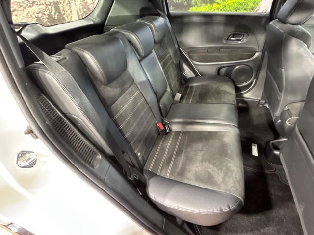 HONDA VEZEL HYBRID 2016