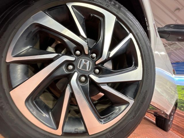 HONDA VEZEL HYBRID 2016