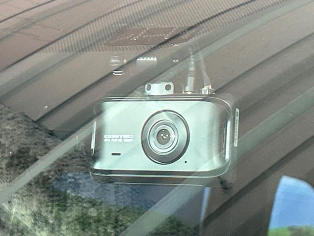 TOYOTA NOAH HYBRID 2023