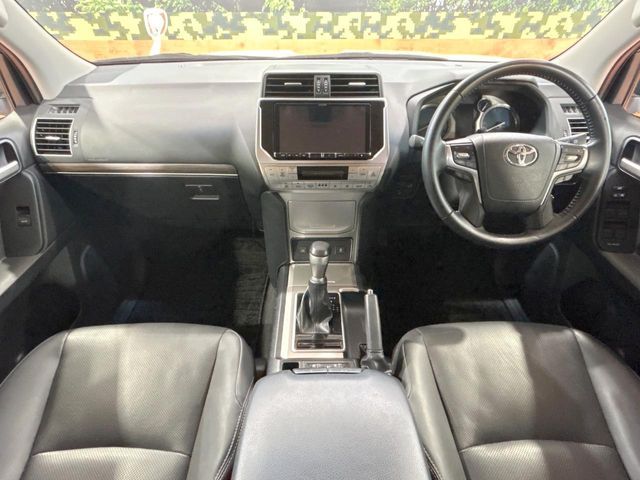 TOYOTA LANDCRUISER PRADO 2022