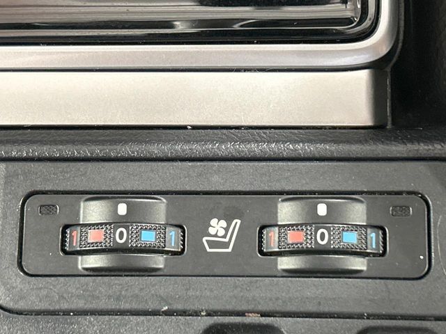 TOYOTA LANDCRUISER PRADO 2022