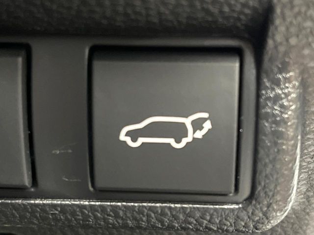 TOYOTA COROLLA CROSS HYBRID 2025