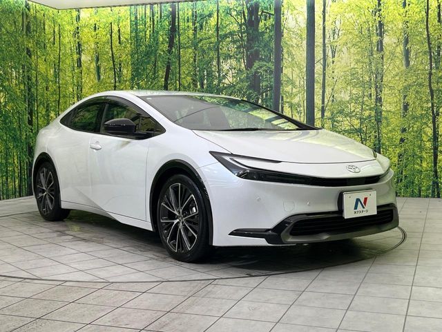TOYOTA PRIUS 2023