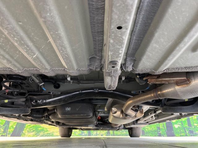 TOYOTA NOAH HYBRID 2022